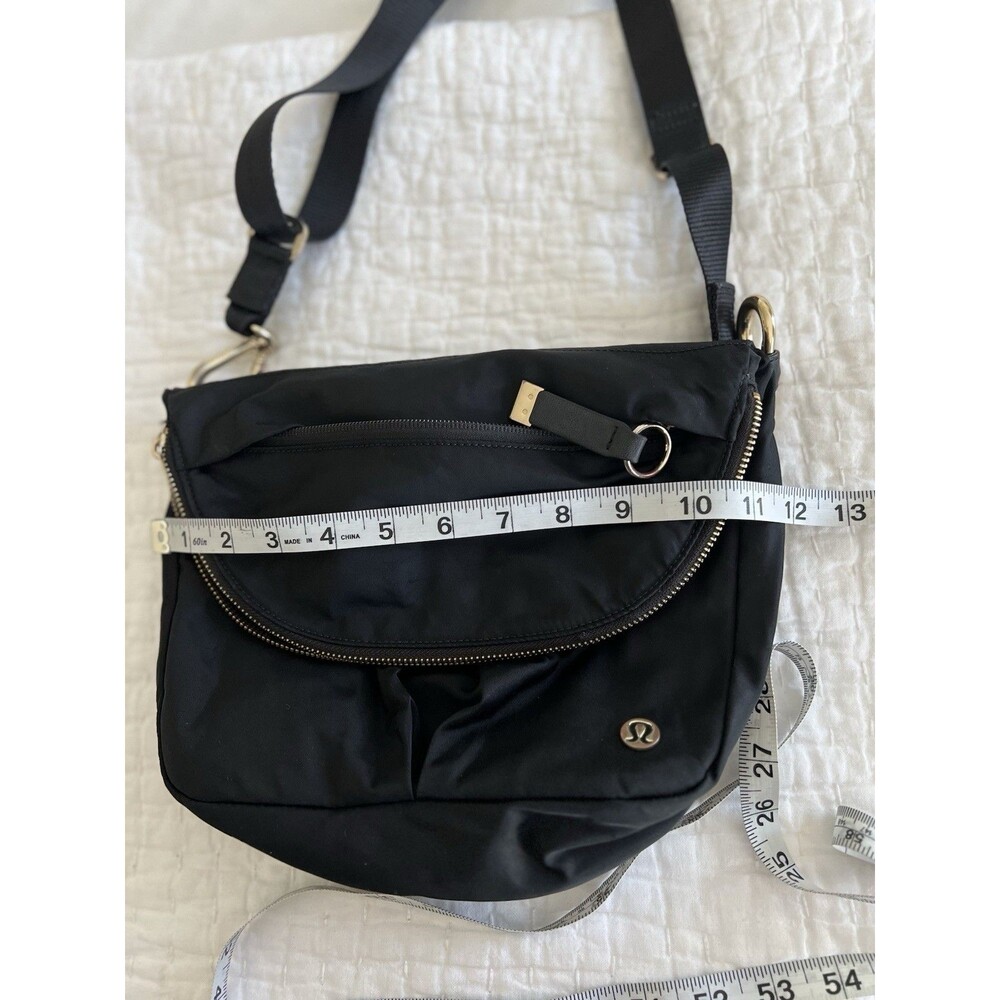 Lululemon Black Nylon Crossbody Bag - Picture 10 of 12